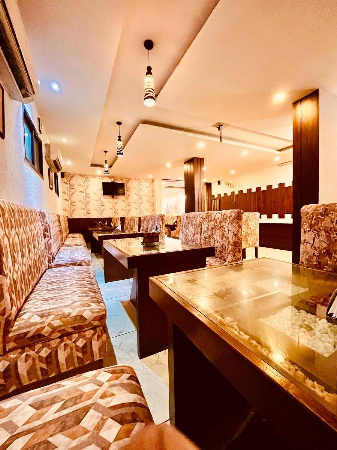 Hotel The Onix Dehradun Dış mekan fotoğraf
