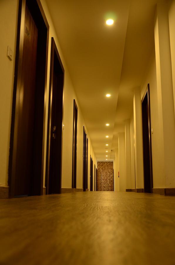 Hotel The Onix Dehradun Dış mekan fotoğraf